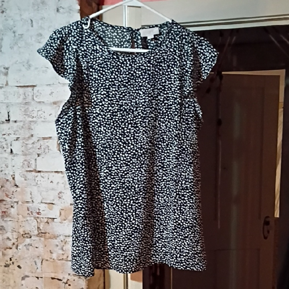 LOFT Black and White Patterned Blouse